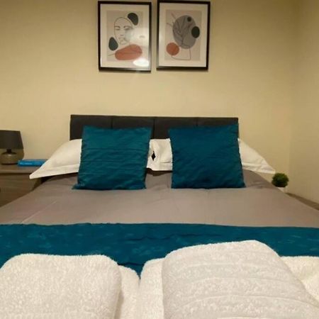 No25-Luxe Living Guest House- 2 Bed-Wifi-Free Parking-City- Beach Swansea Luaran gambar